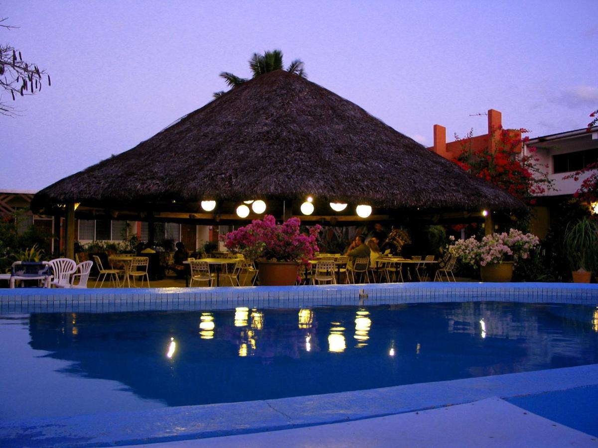 Hotel Santo Luganville Exterior foto